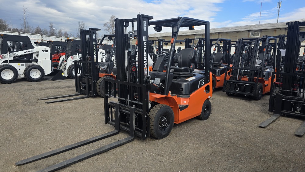 Дизельный погрузчик Hangcha CPCD15-A2G2