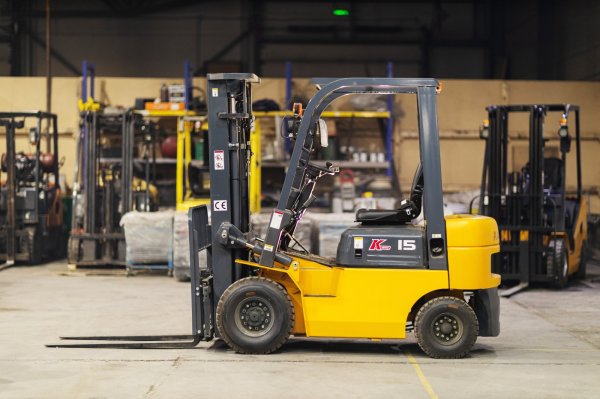 Дизельный автопогрузчик Aurora CPCD15