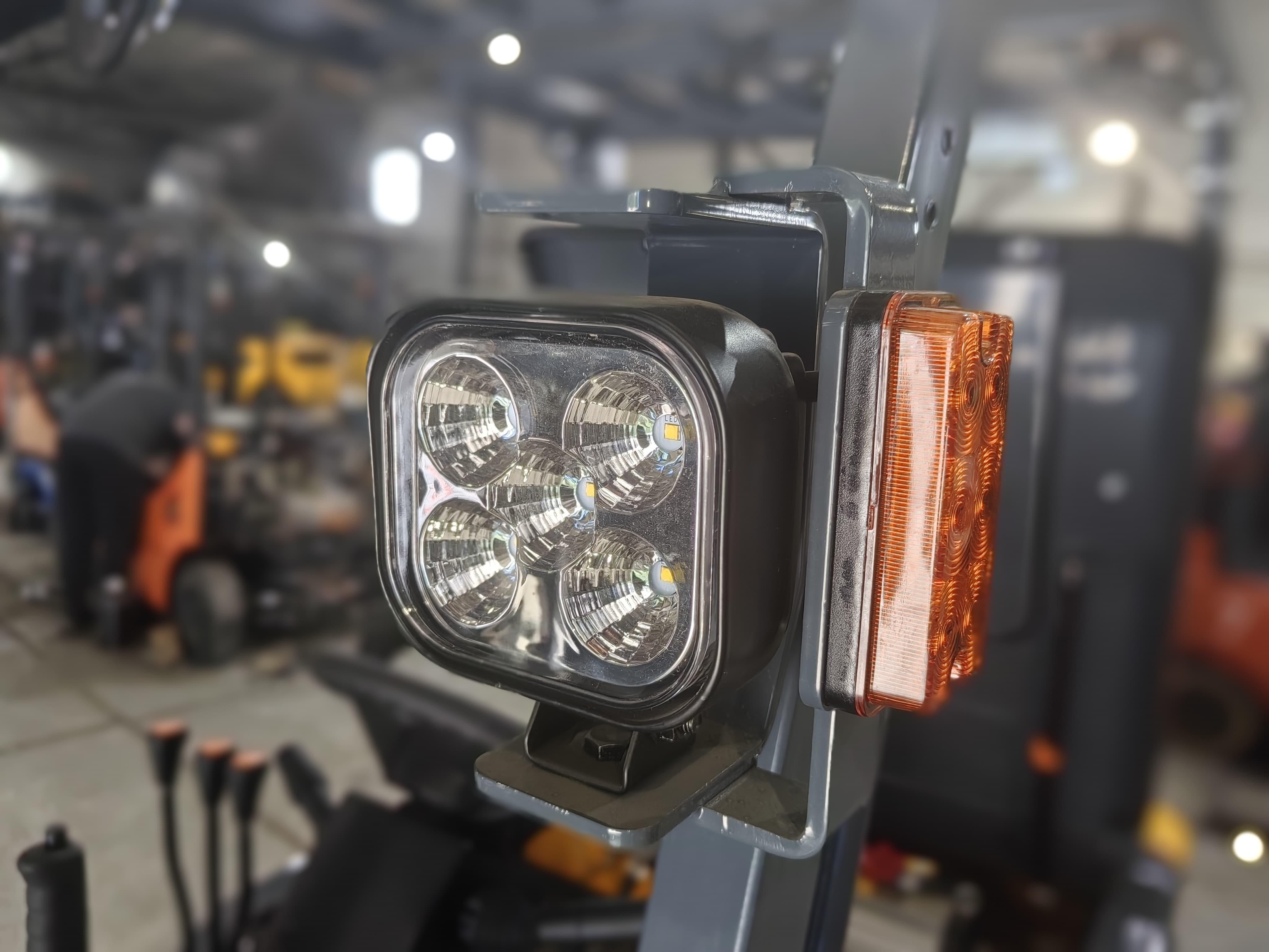Электропогрузчик Aurora Forklift 2MK25