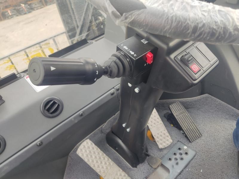 Вилочный погрузчик Aurora Forklift CPCD160-YC-06IIIG