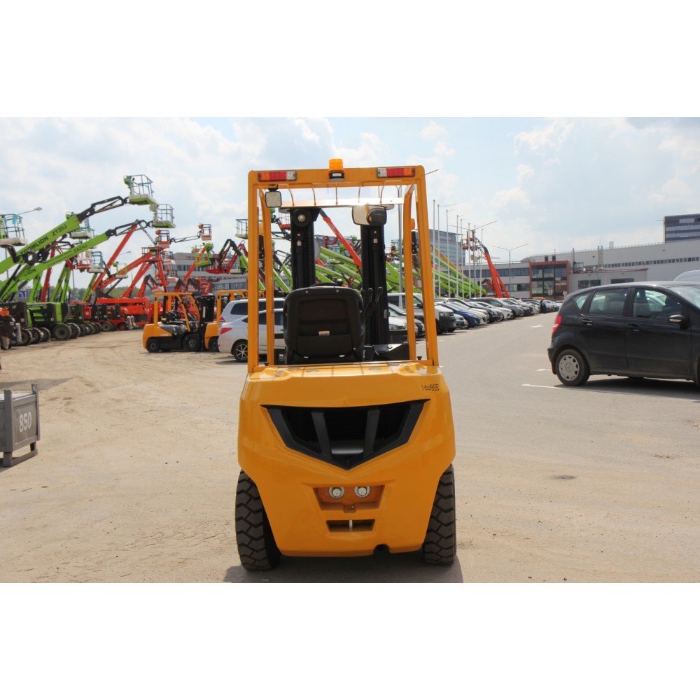 Дизельный погрузчик Aurora Forklift FD35-B3