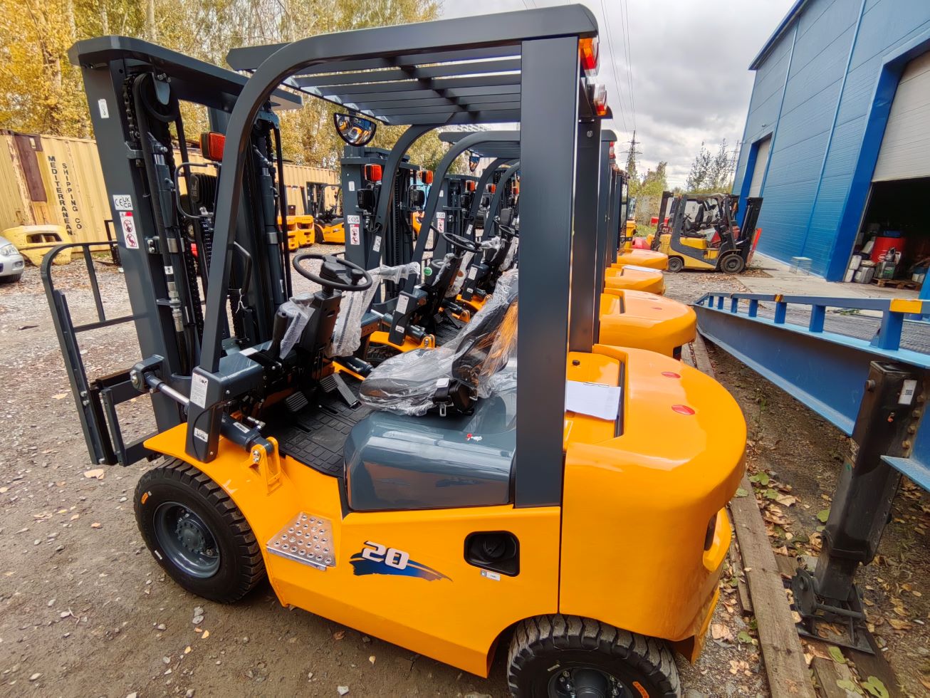 Бензиновый aвтопoгрузчик Aurora Forklift CPQD20