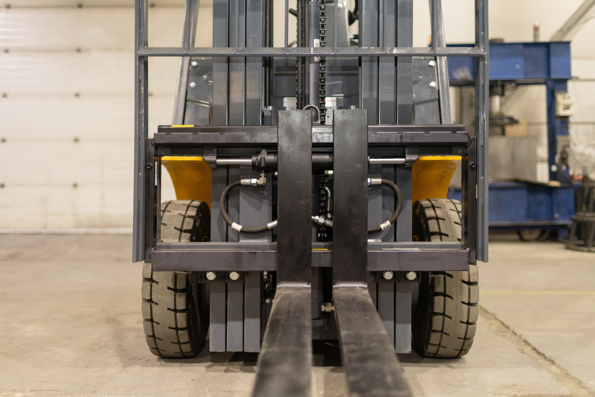 Электрoпoгрузчик 4x-опoрный CPD18-A3H4-M