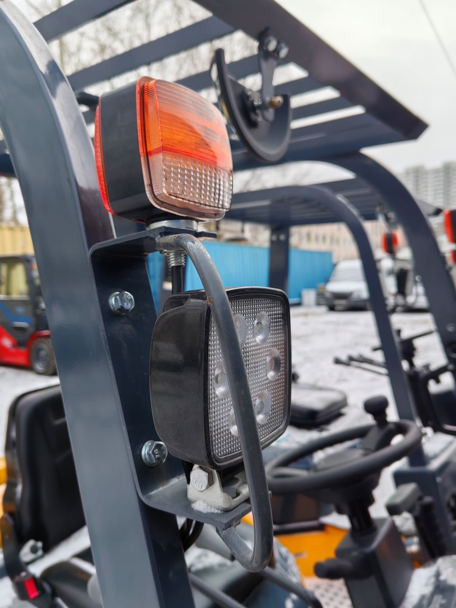 Дизельный погрузчик Aurora Forklift CPCD15